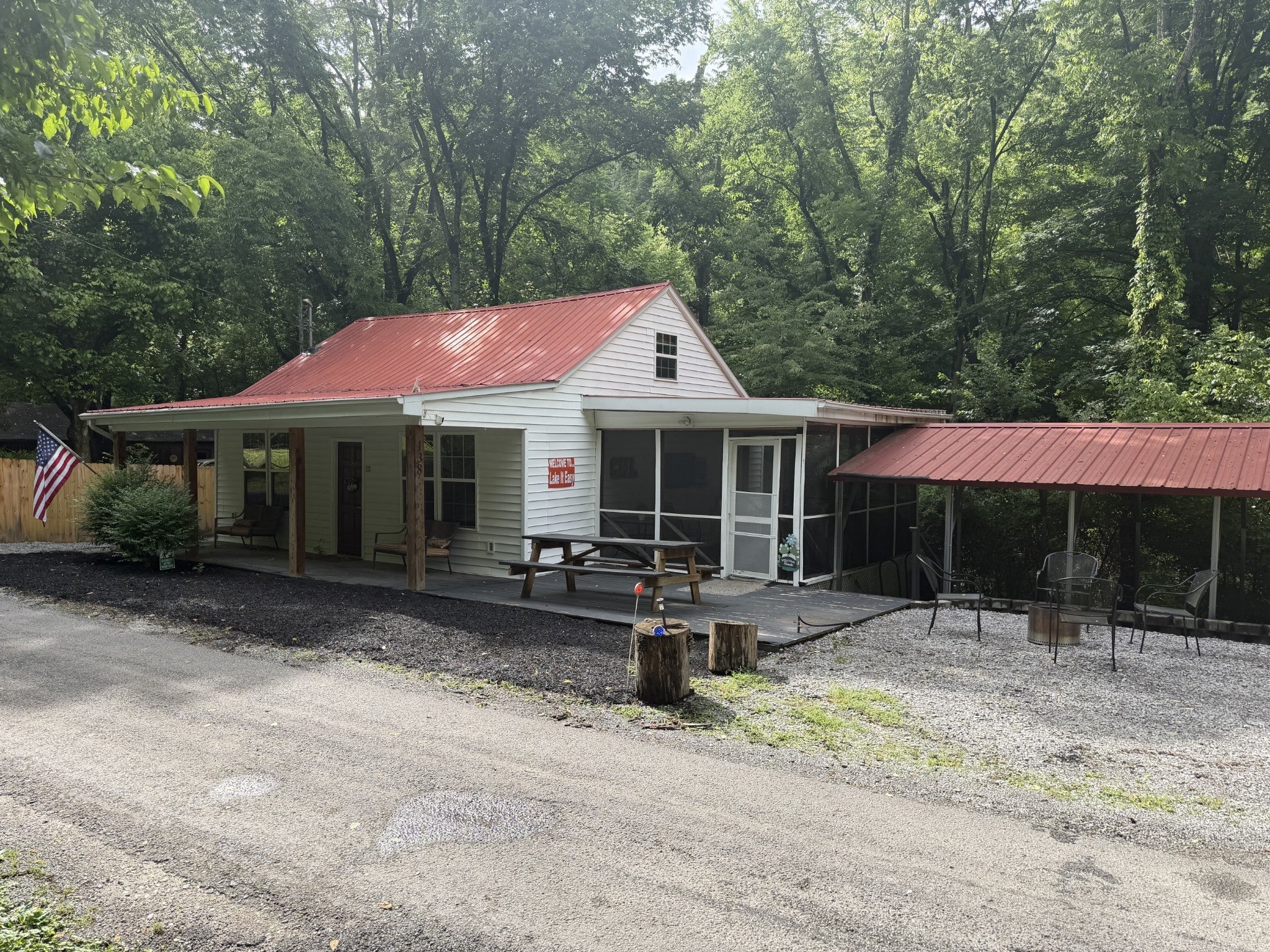 138 Cooper Ln