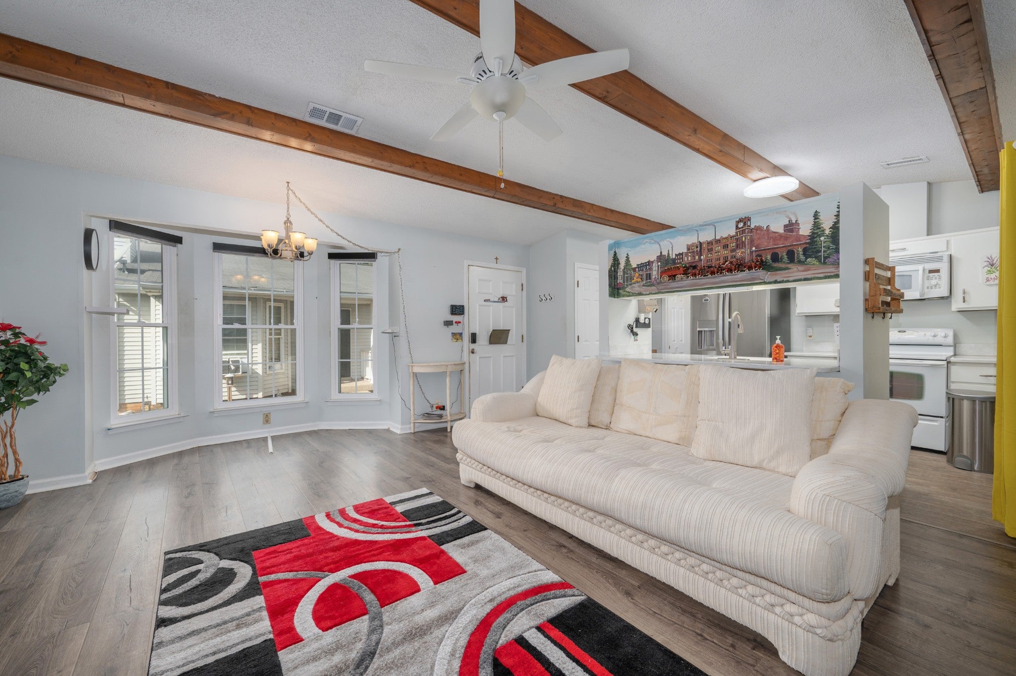 3014 Casa Dr