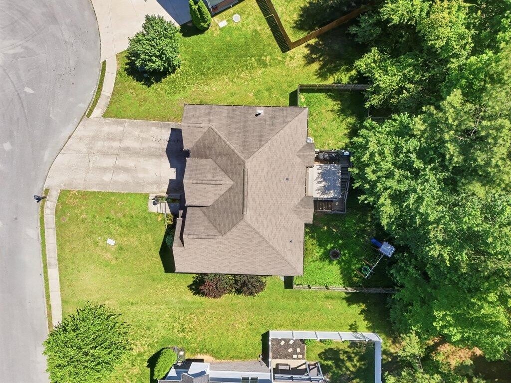 9023 Wood Dale Lane 202