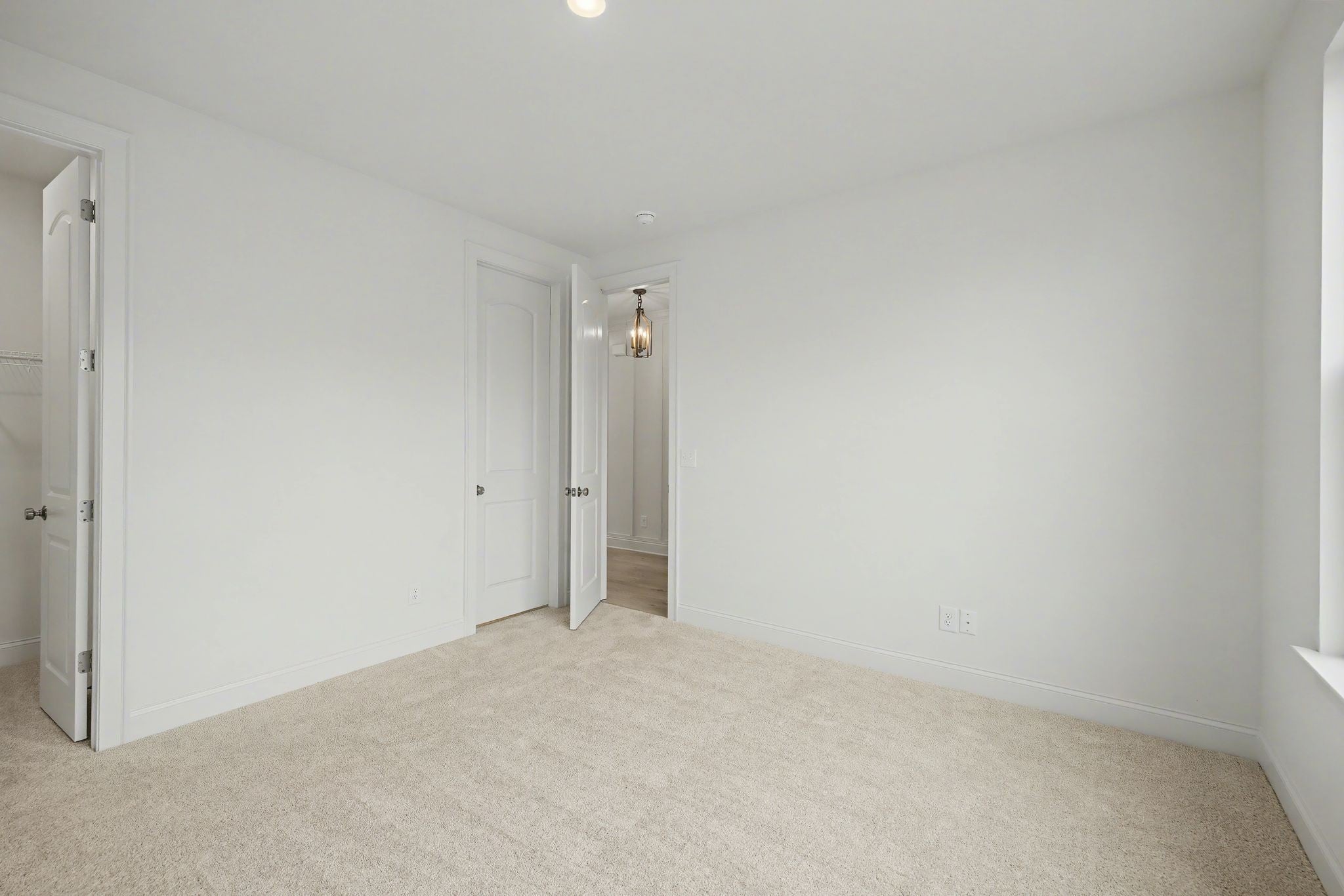 2620 Manning Pass