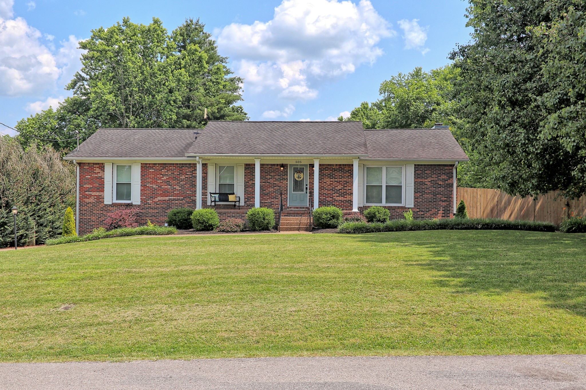 505 Hemingway Dr
