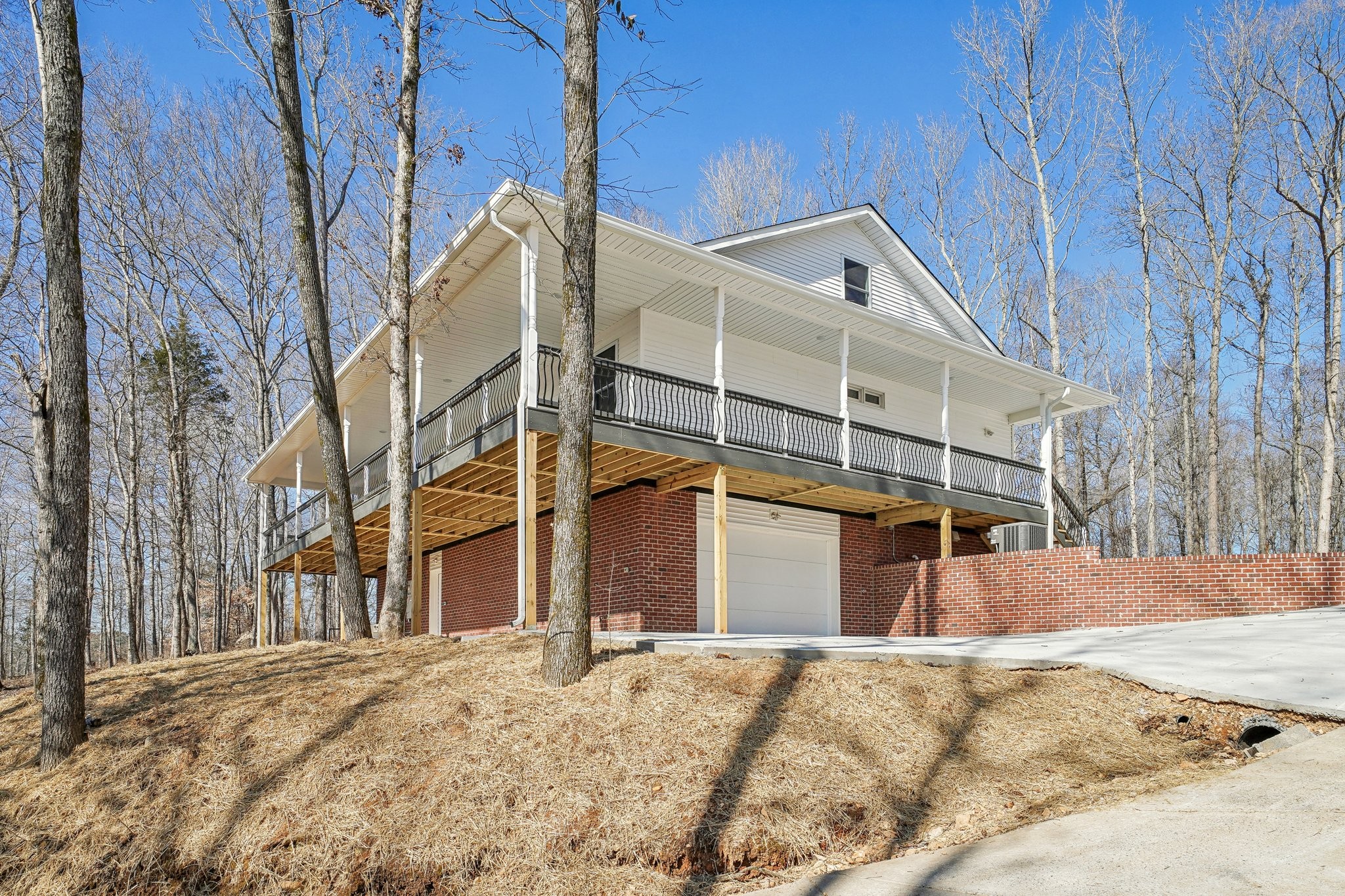 6130 Clydeton Rd