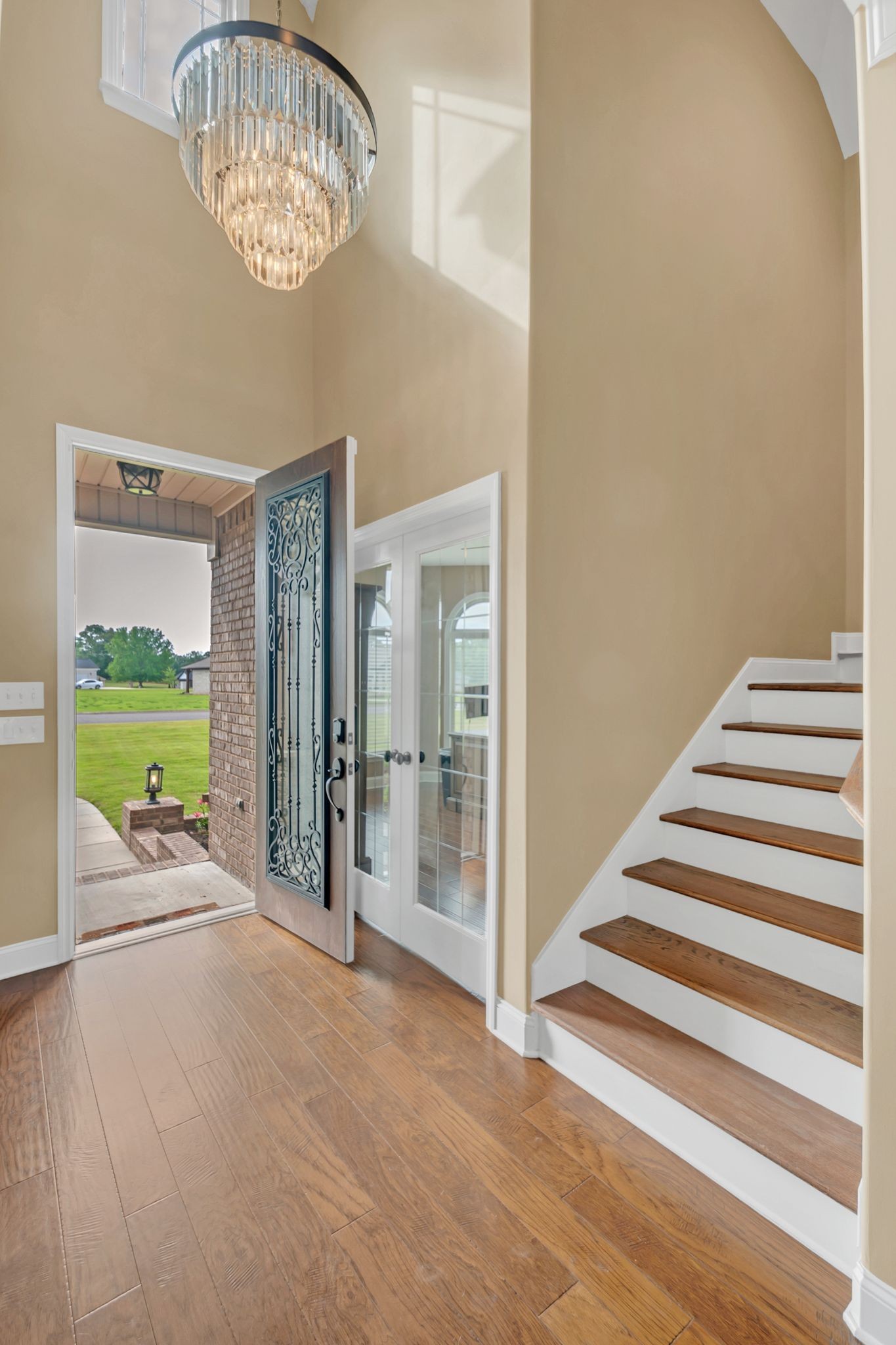 33 Ivy Dr