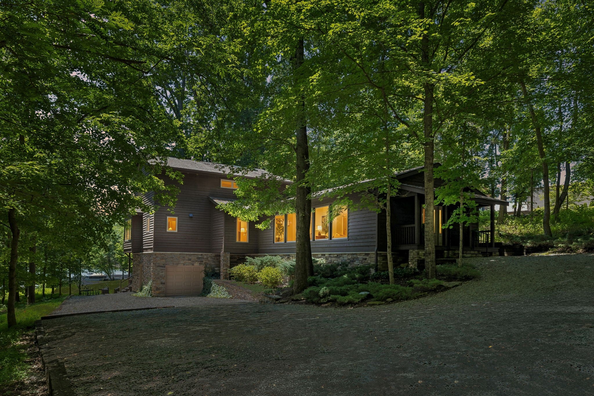 1012 S Wrights Ct