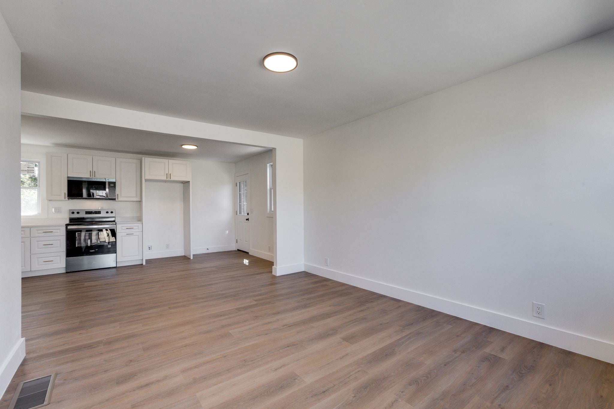 261 Paragon Mills Rd