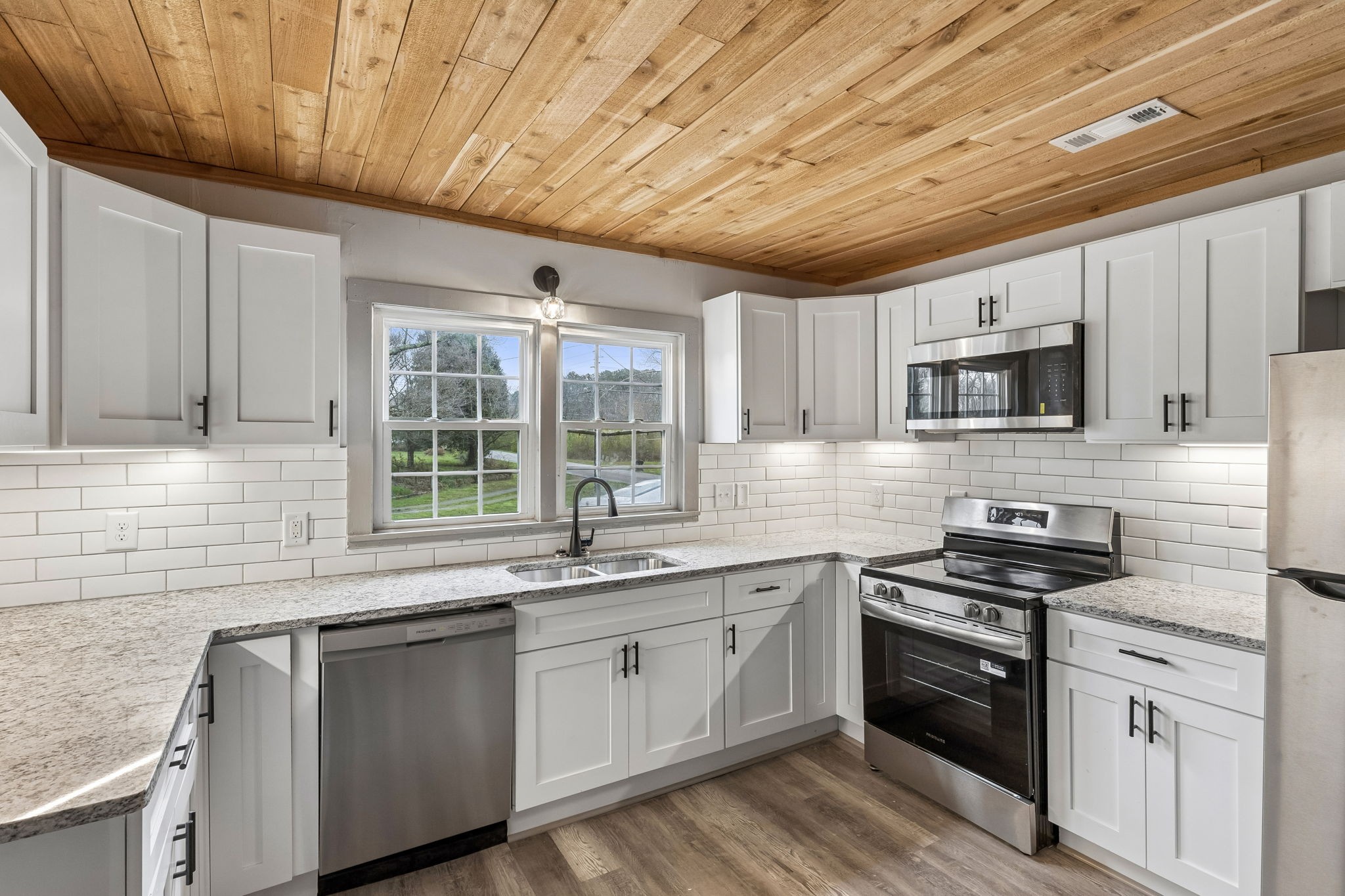 1185 Old Florence Rd