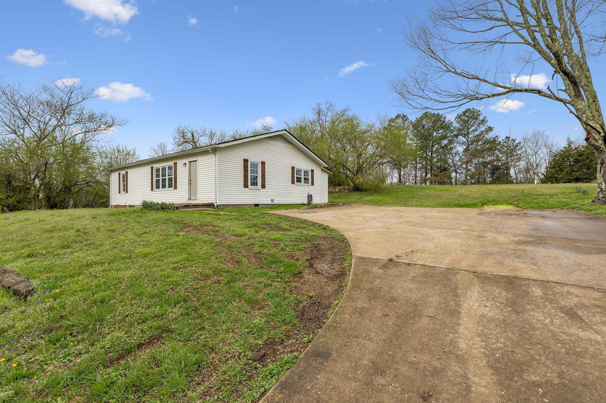 1185 Old Florence Rd