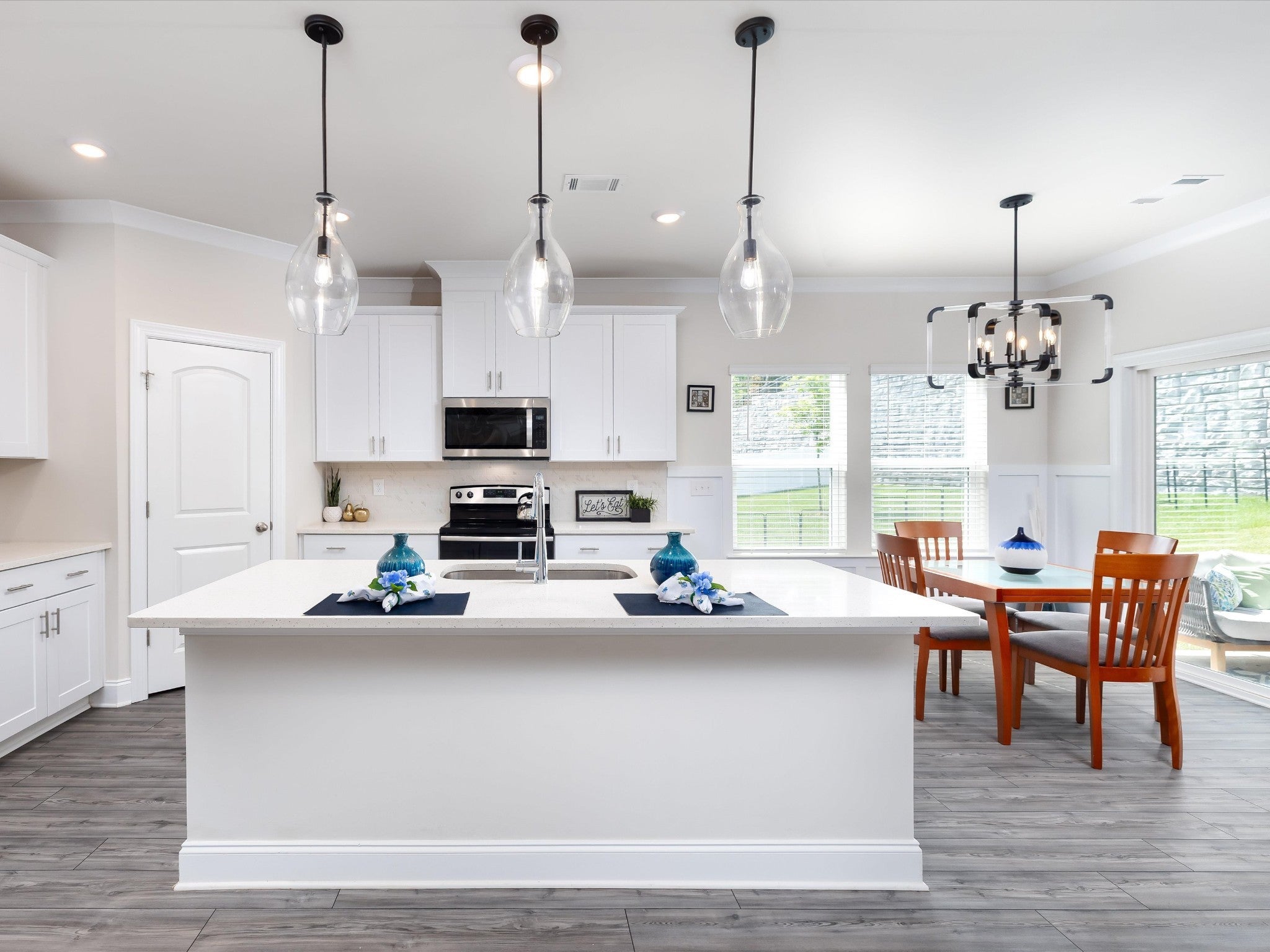 7389 Blue Gable Rd