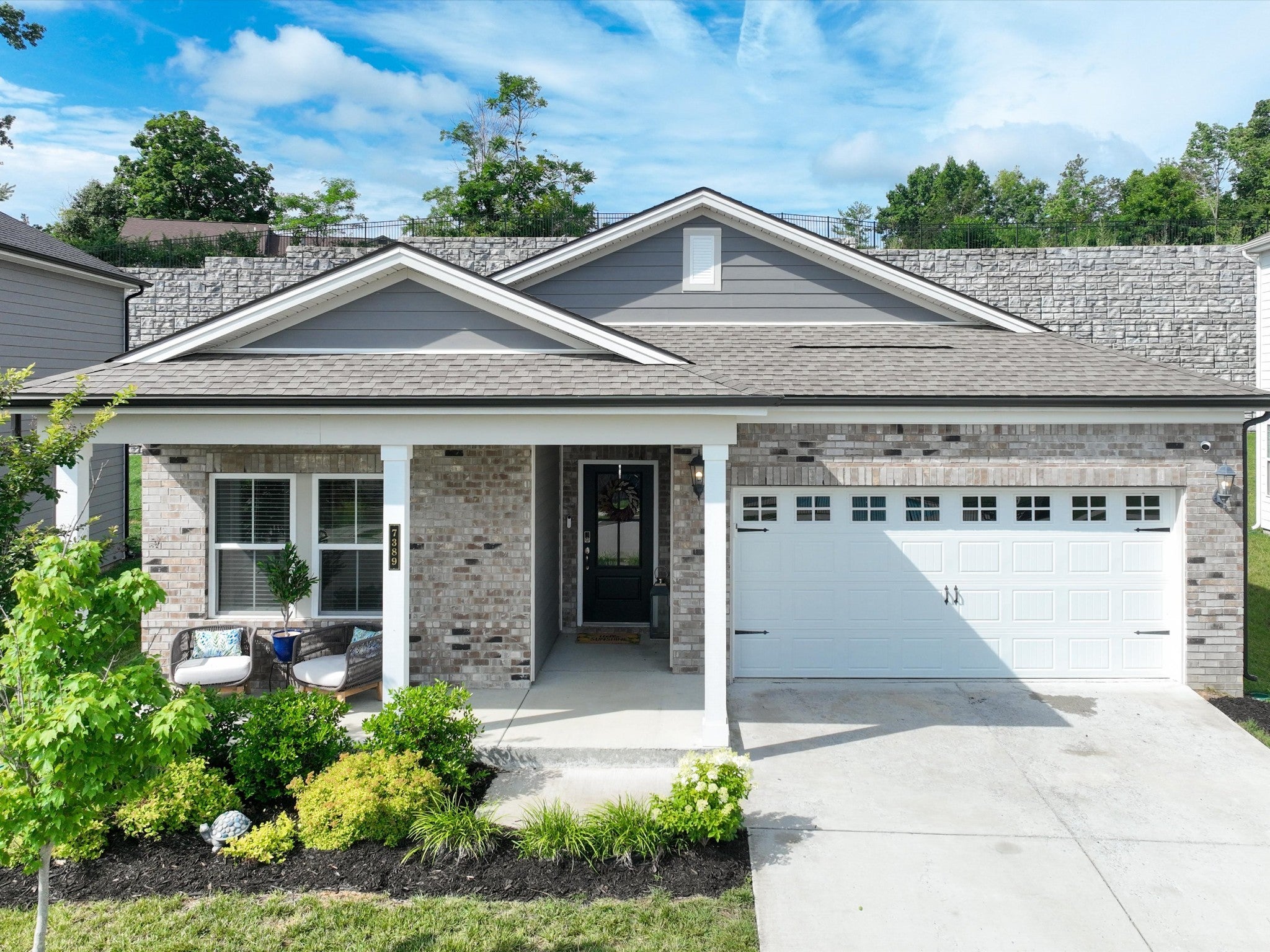 7389 Blue Gable Rd