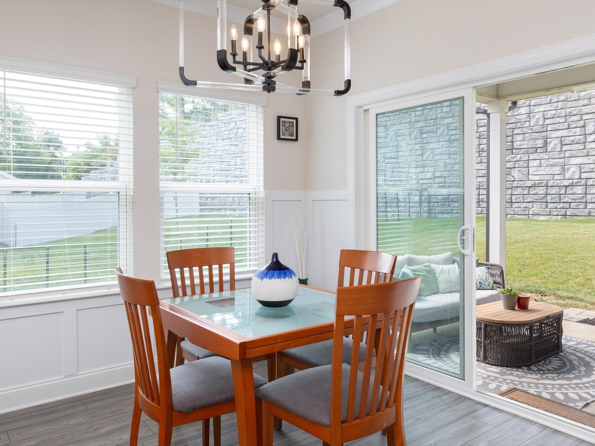 7389 Blue Gable Rd