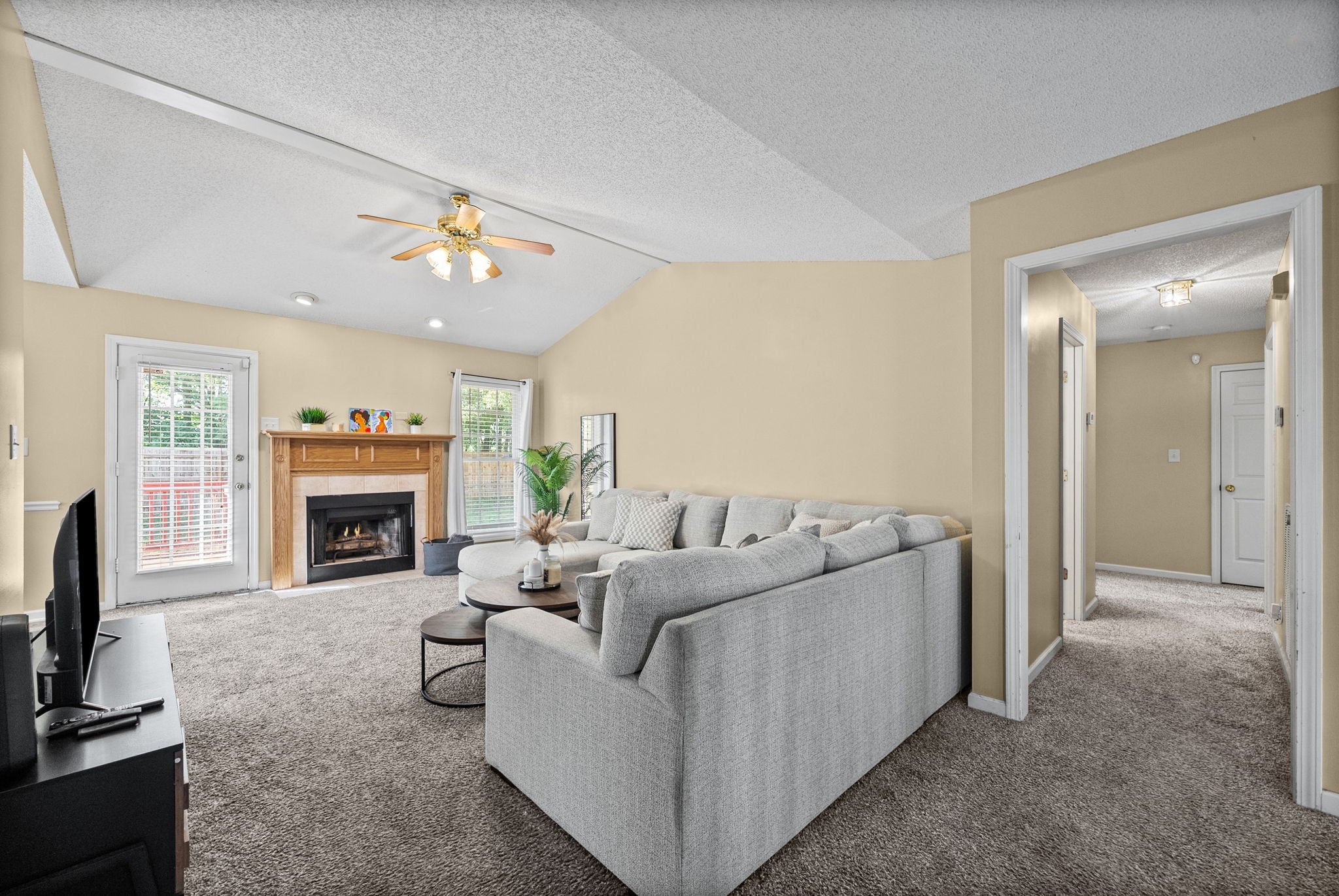 1344 Bluebonnet Dr