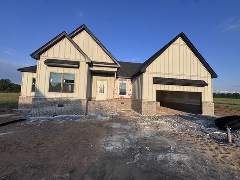 182 Harvest Moon Ct Clarksville TN 37043
