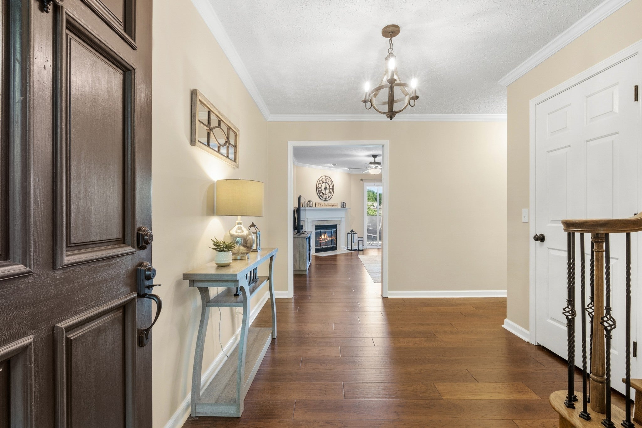 120 Hearthstone Manor Cir