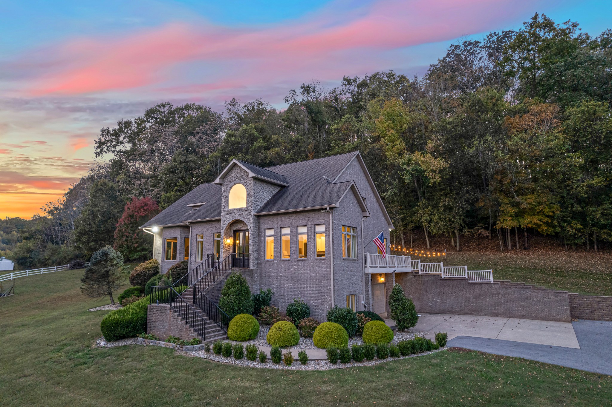 7478 River Road Pike