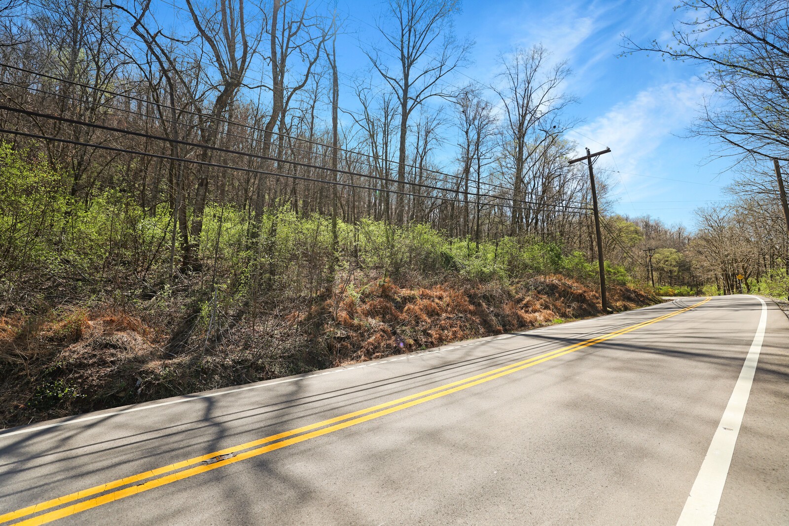 7112 River Road Pike