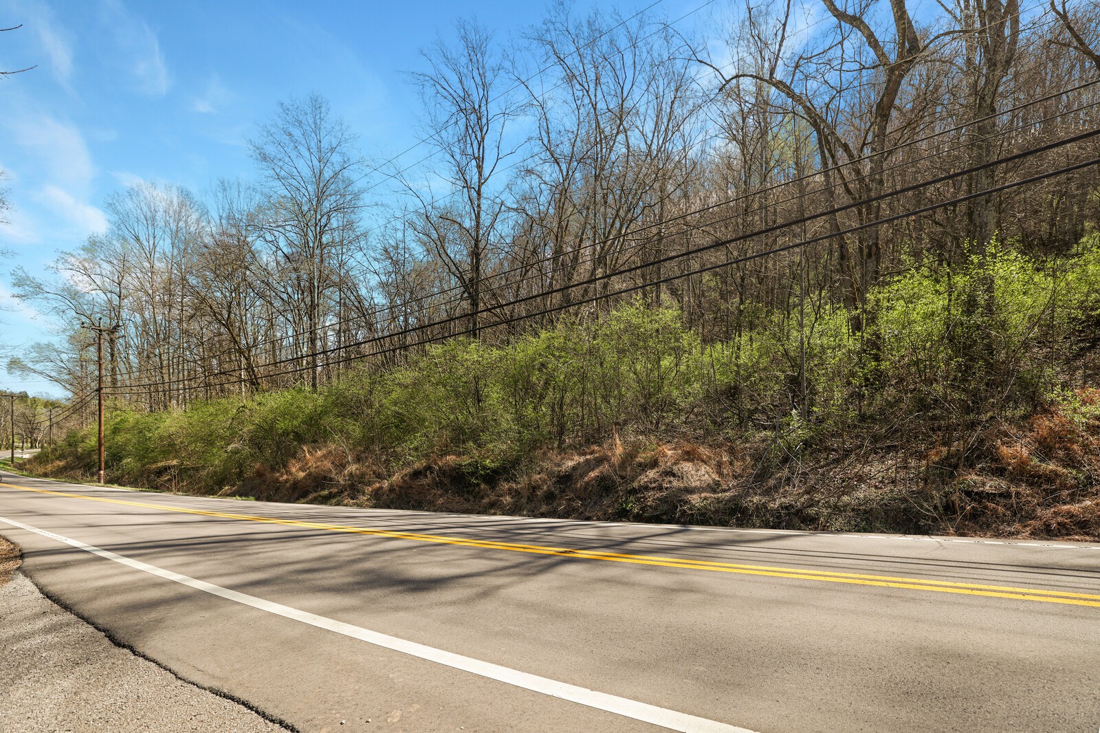 7112 River Road Pike