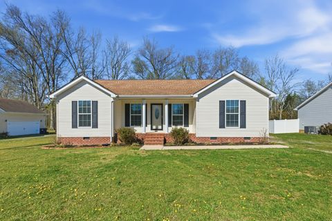217 Spring Breeze Dr Smithville TN 37166