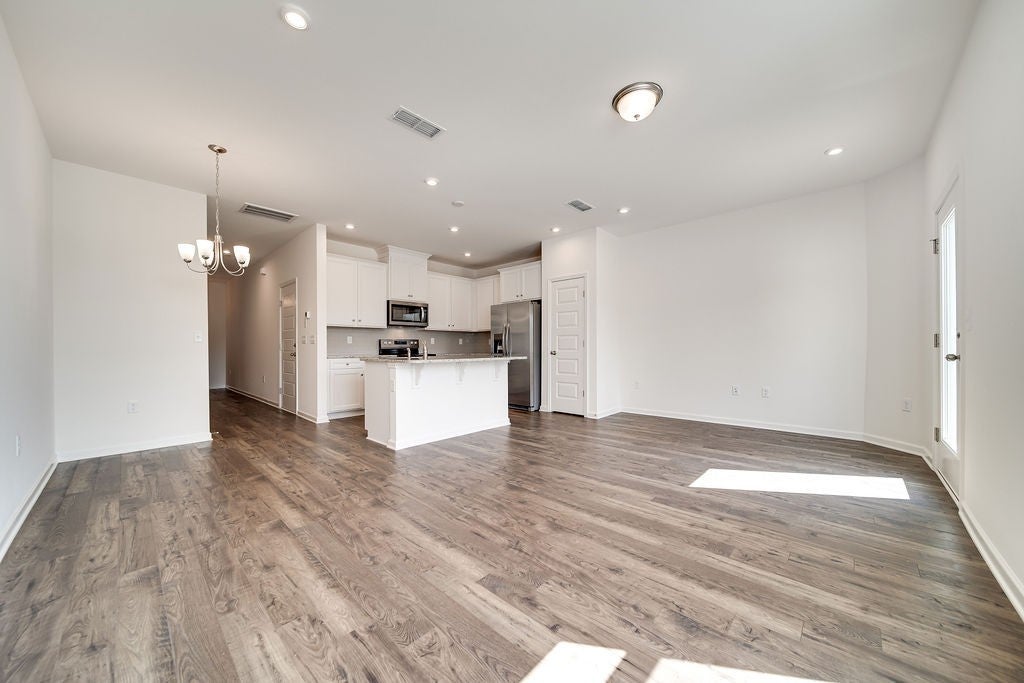 3408 Deerchase Cir