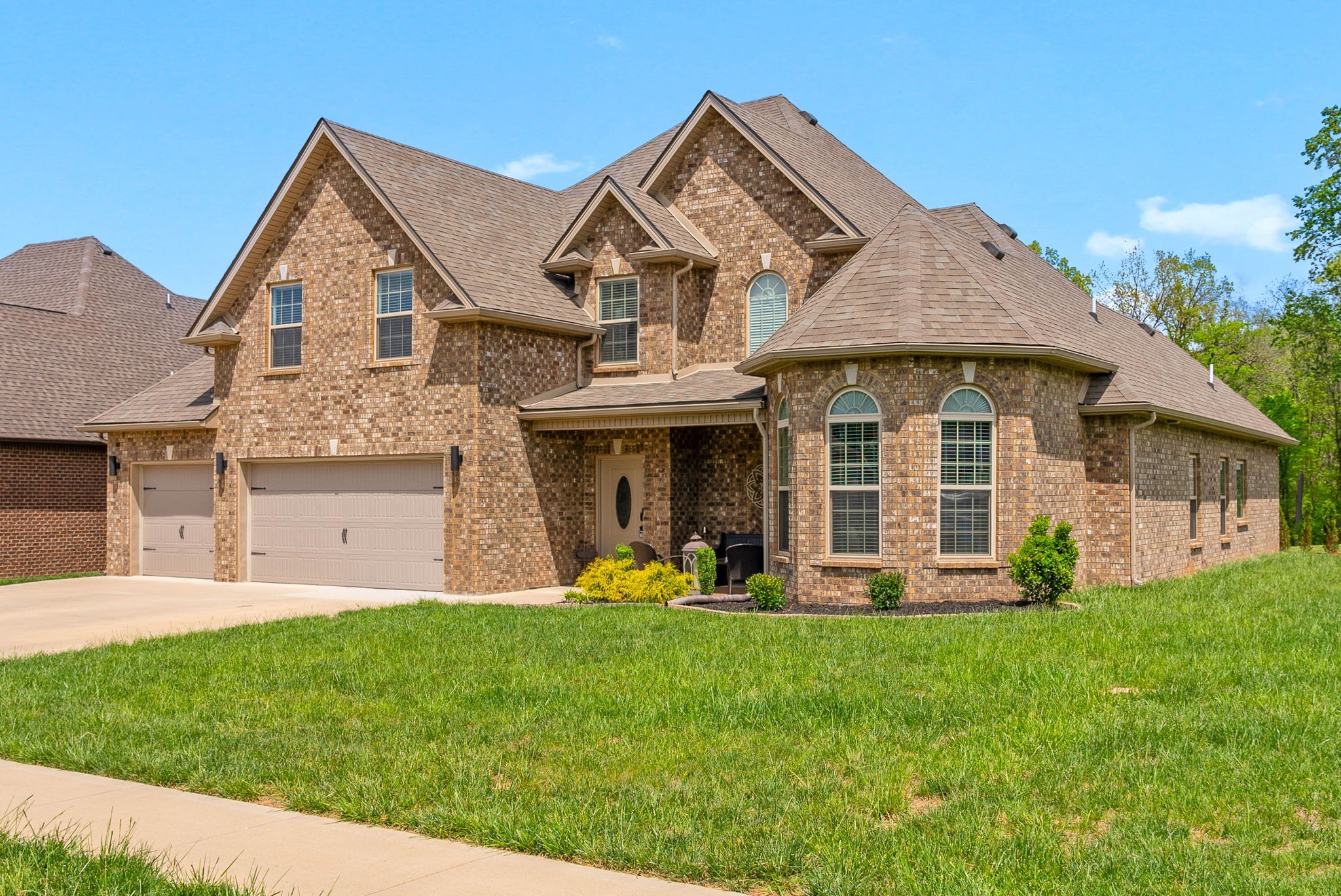 1715 Oak Forest Dr