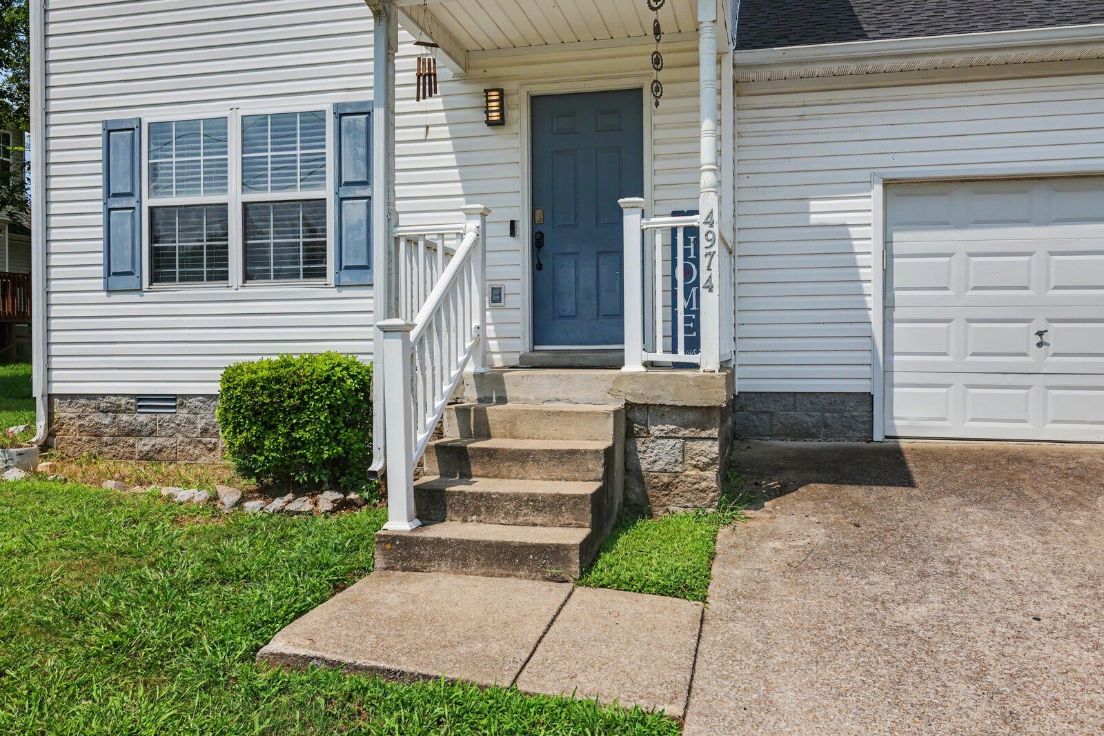 4974 Camborne Cir