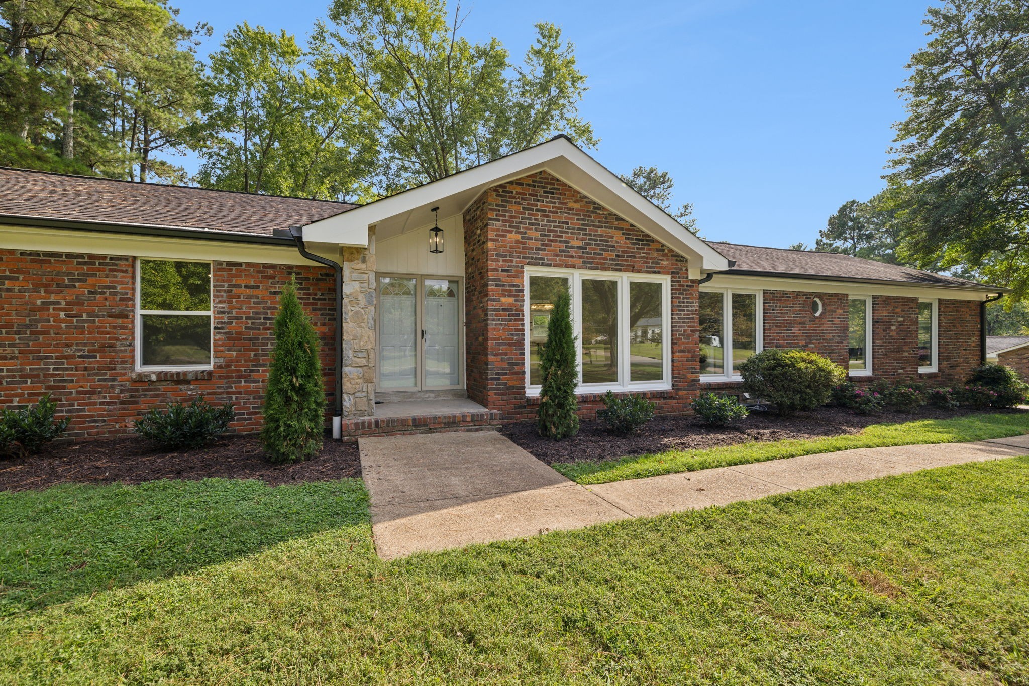 8113 Dozier Pl