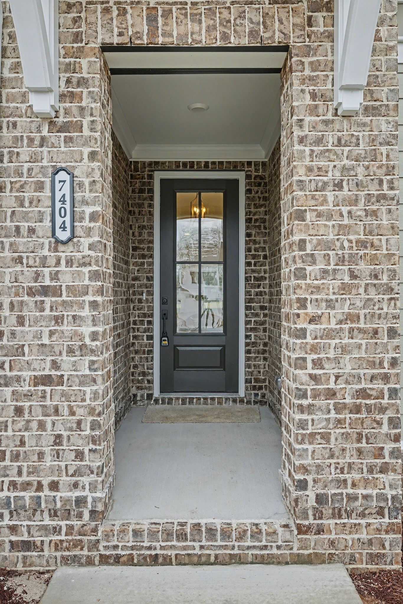 7404 Legends Way