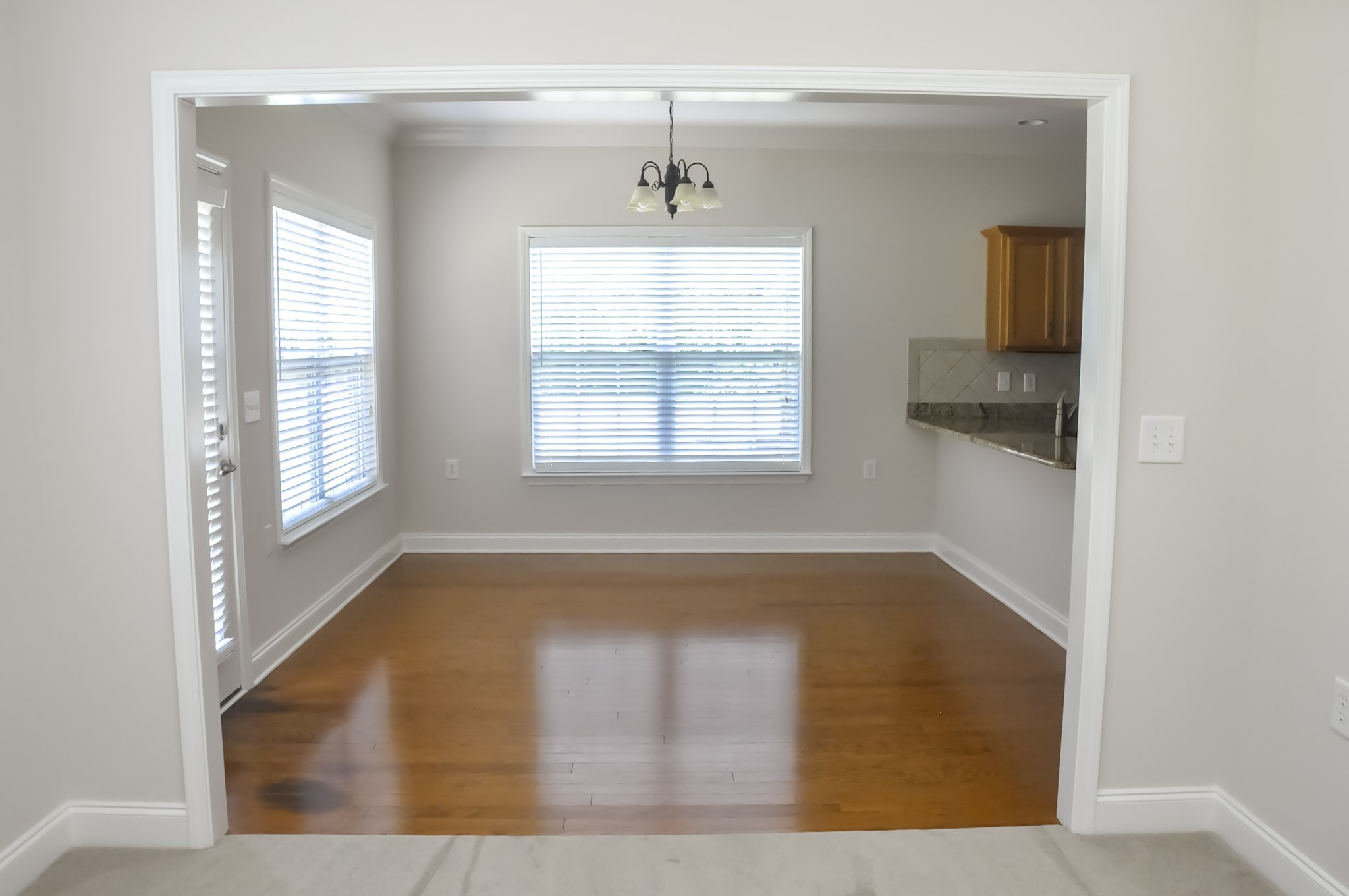 262 Wrennewood Ln, Franklin TN 37064 2-bed home, photo 9 of 30