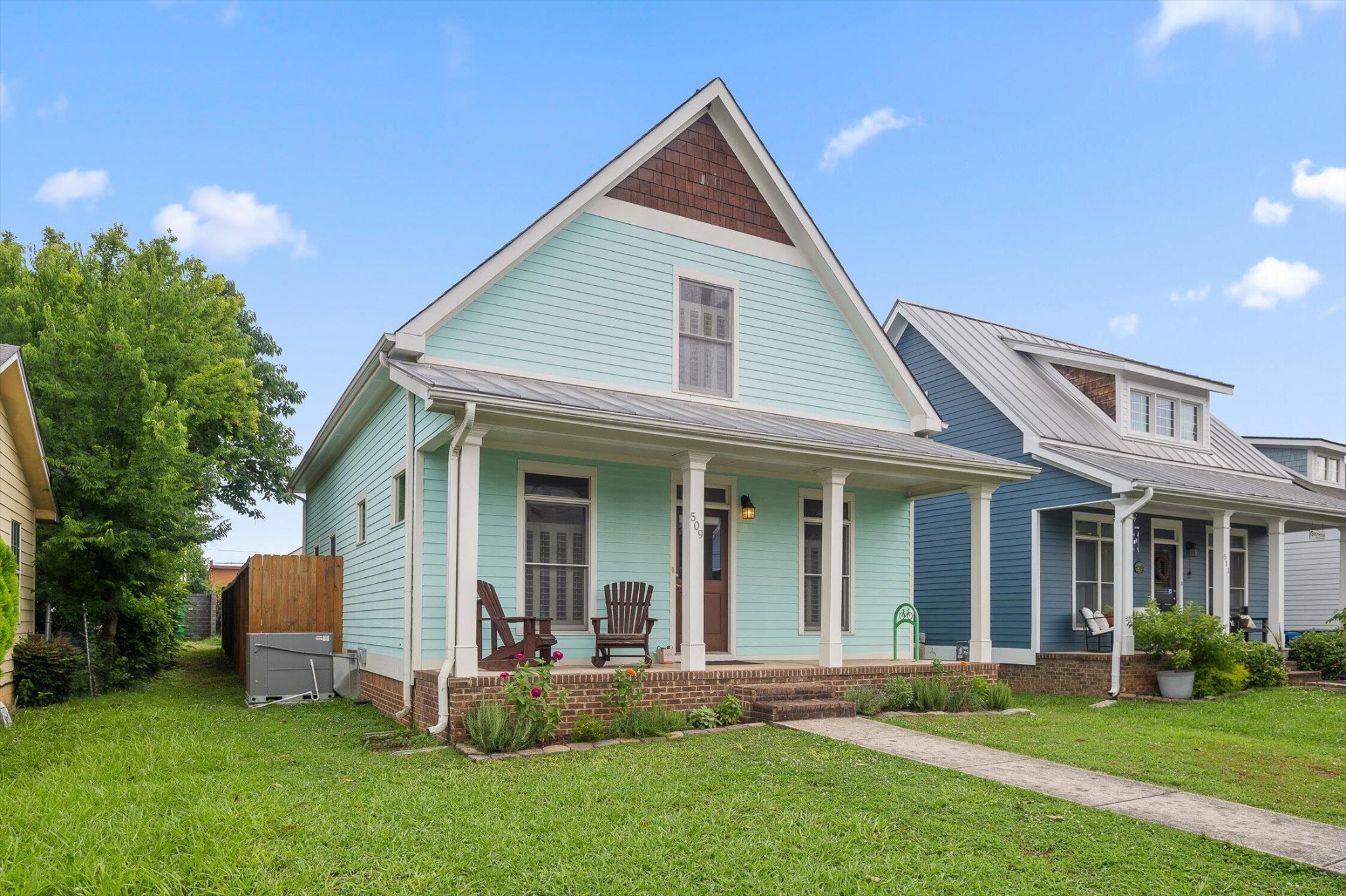 509 E 16th Street