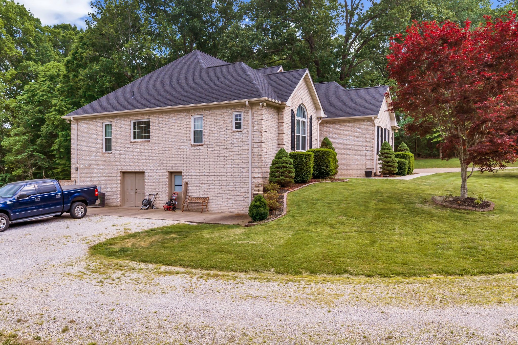 1004 Little Bartons Creek Rd