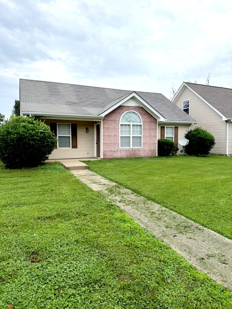 1451 Rochester Dr