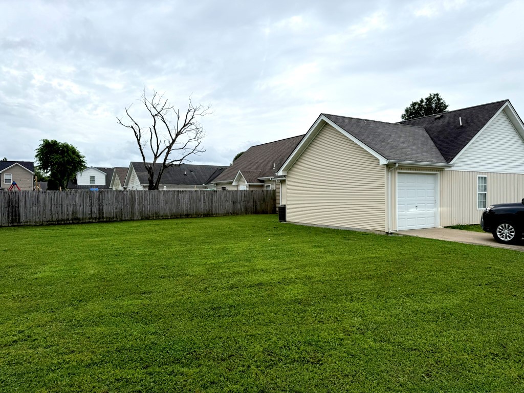 1451 Rochester Dr