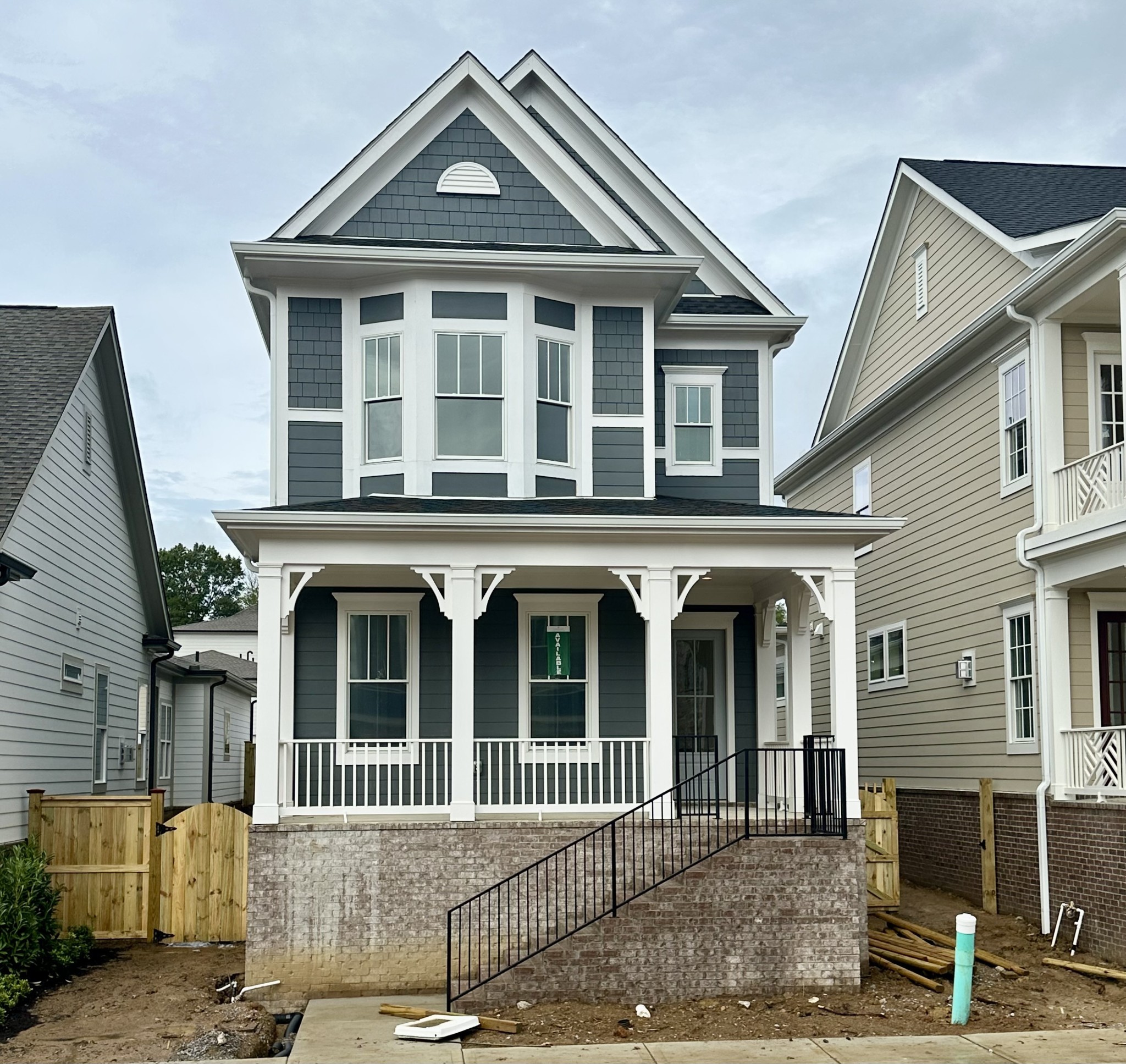 2211 Potter Place