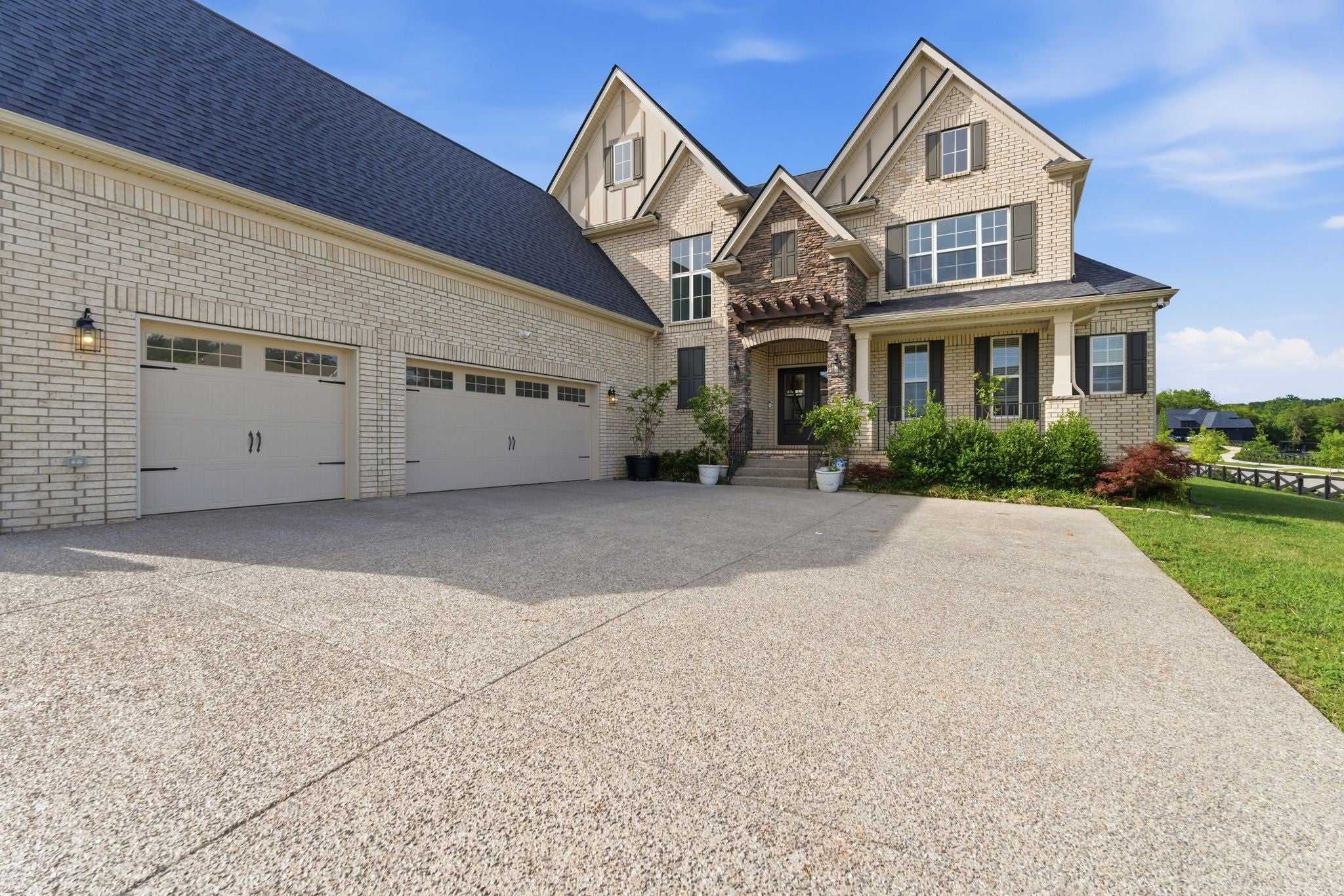 5-bed listing at 2186 Broadway St, Nolensville