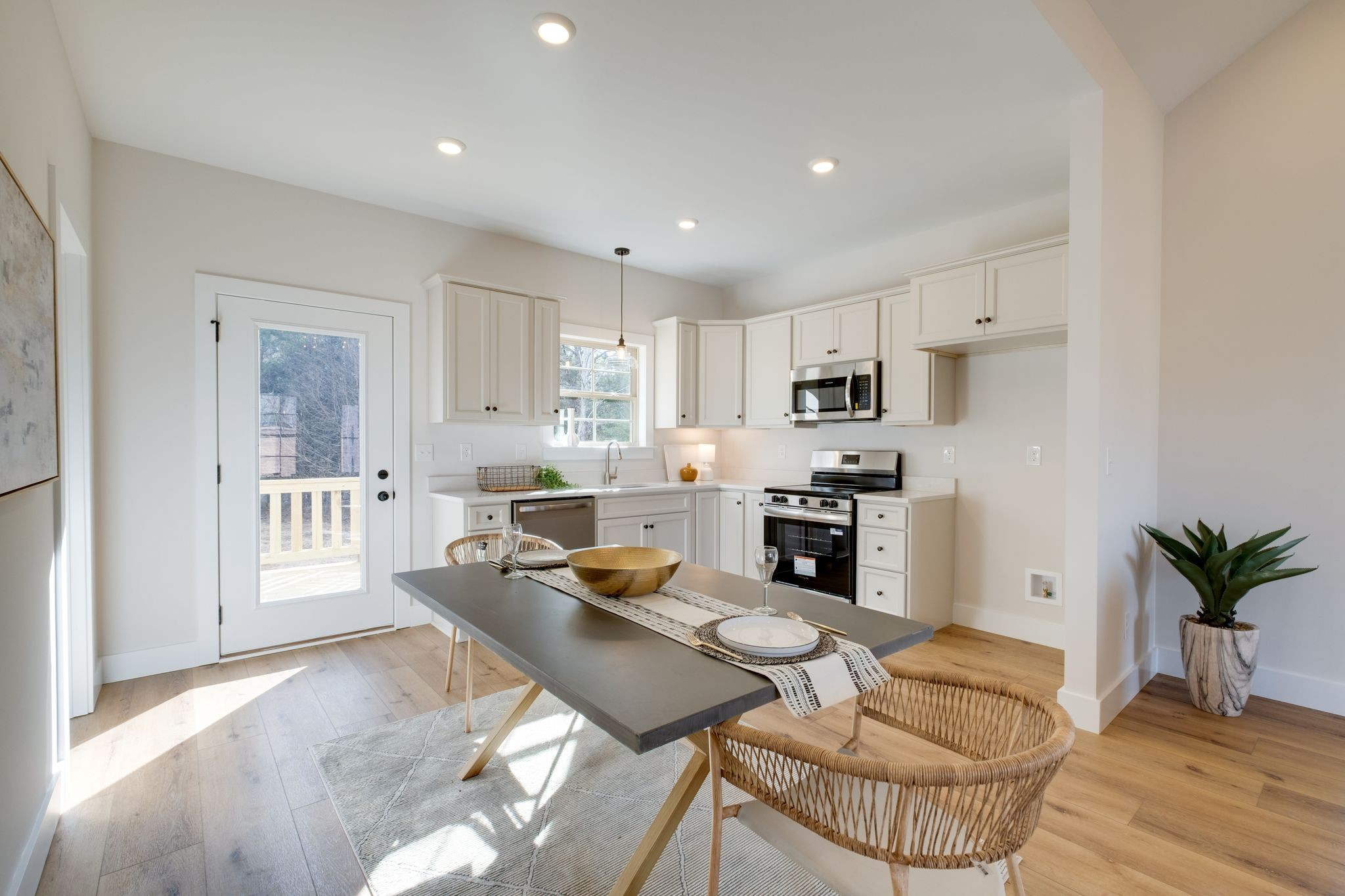 1272 Old County House Road