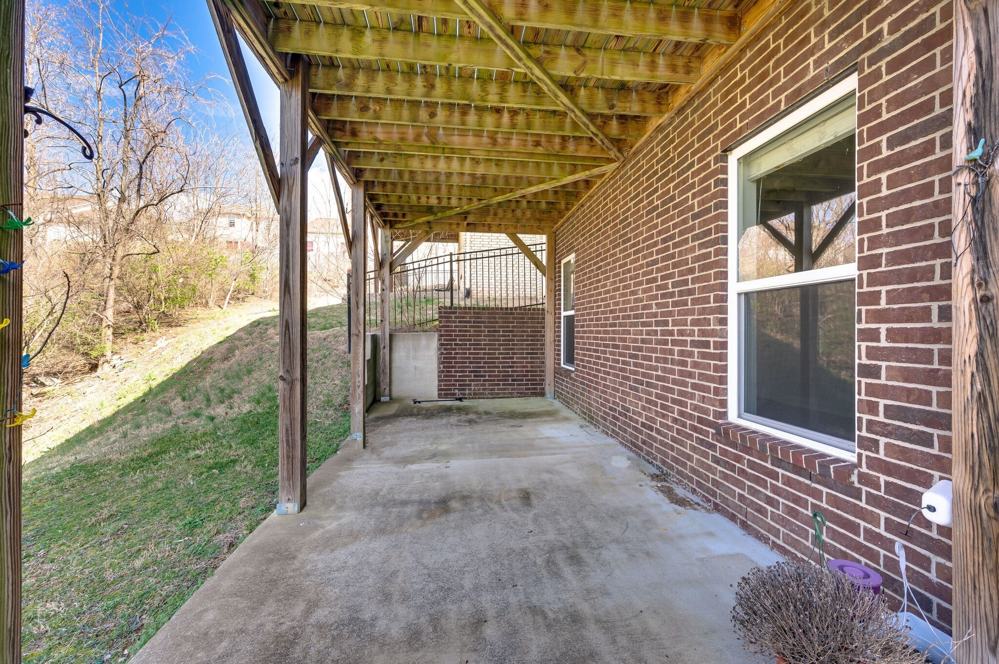 Antioch, Tennessee 37013, United States, 5 Bedrooms Bedrooms, ,4 BathroomsBathrooms,Residential,Active,87777