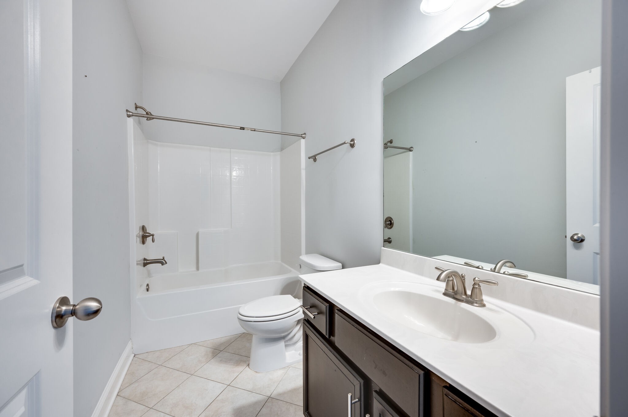 Antioch, Tennessee 37013, United States, 5 Bedrooms Bedrooms, ,4 BathroomsBathrooms,Residential,Active,87777