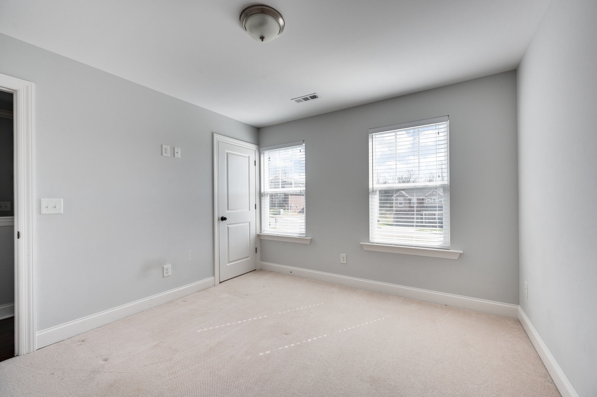 Antioch, Tennessee 37013, United States, 5 Bedrooms Bedrooms, ,4 BathroomsBathrooms,Residential,Active,87777