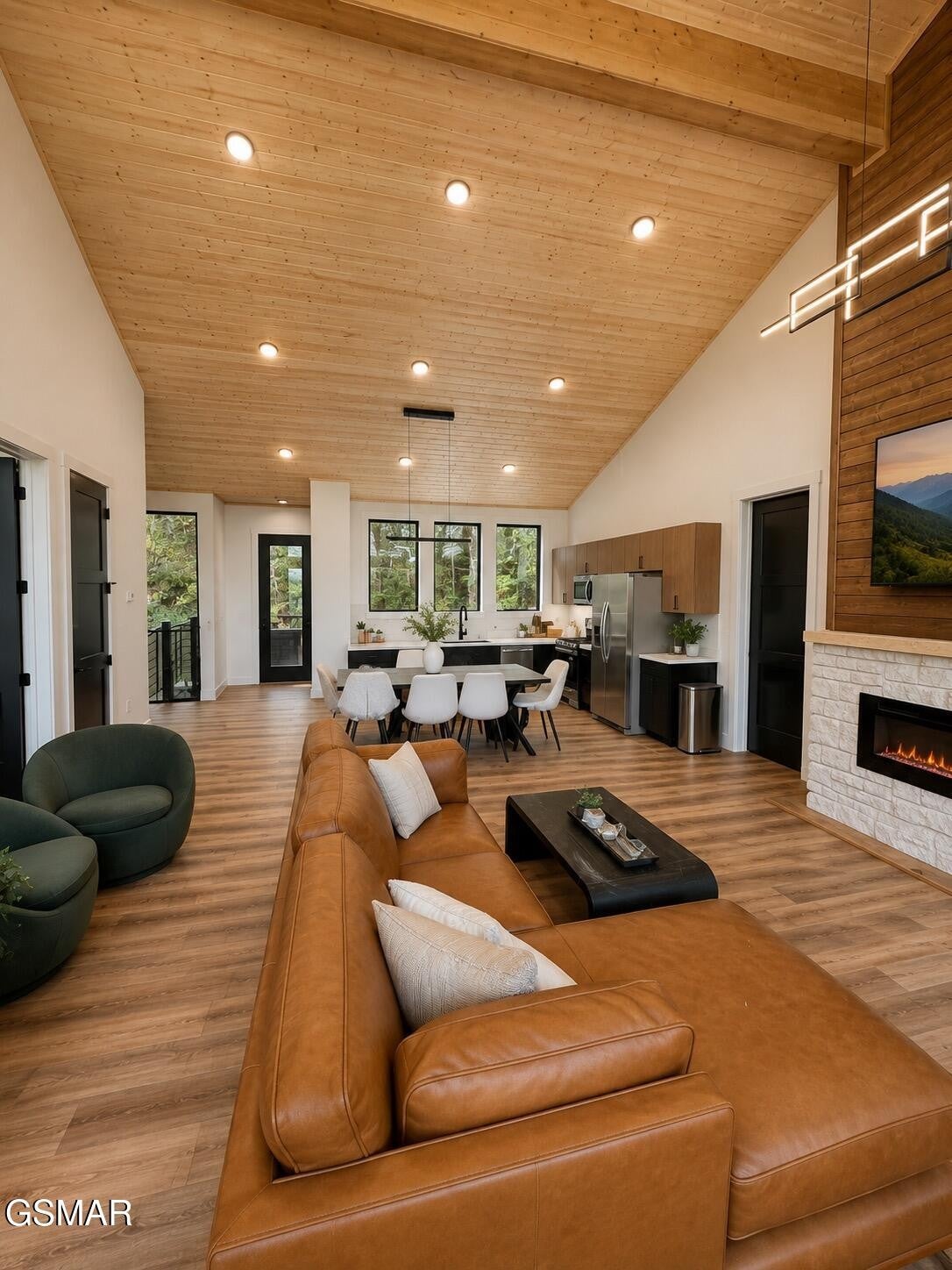 4076 Ridgeback Lane