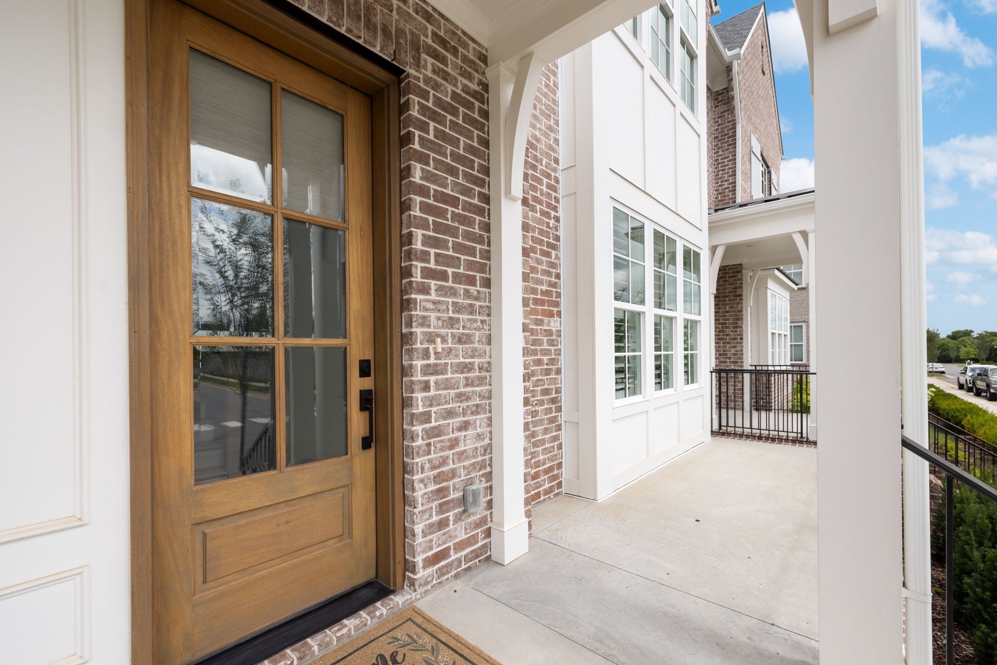 3198 Long Branch Cir