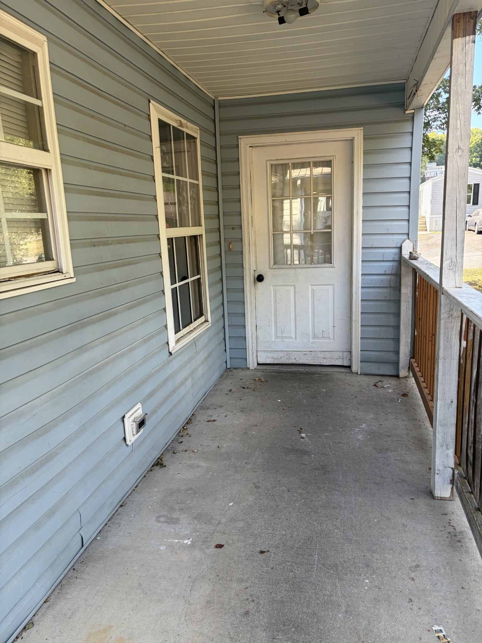 1115 Haley St