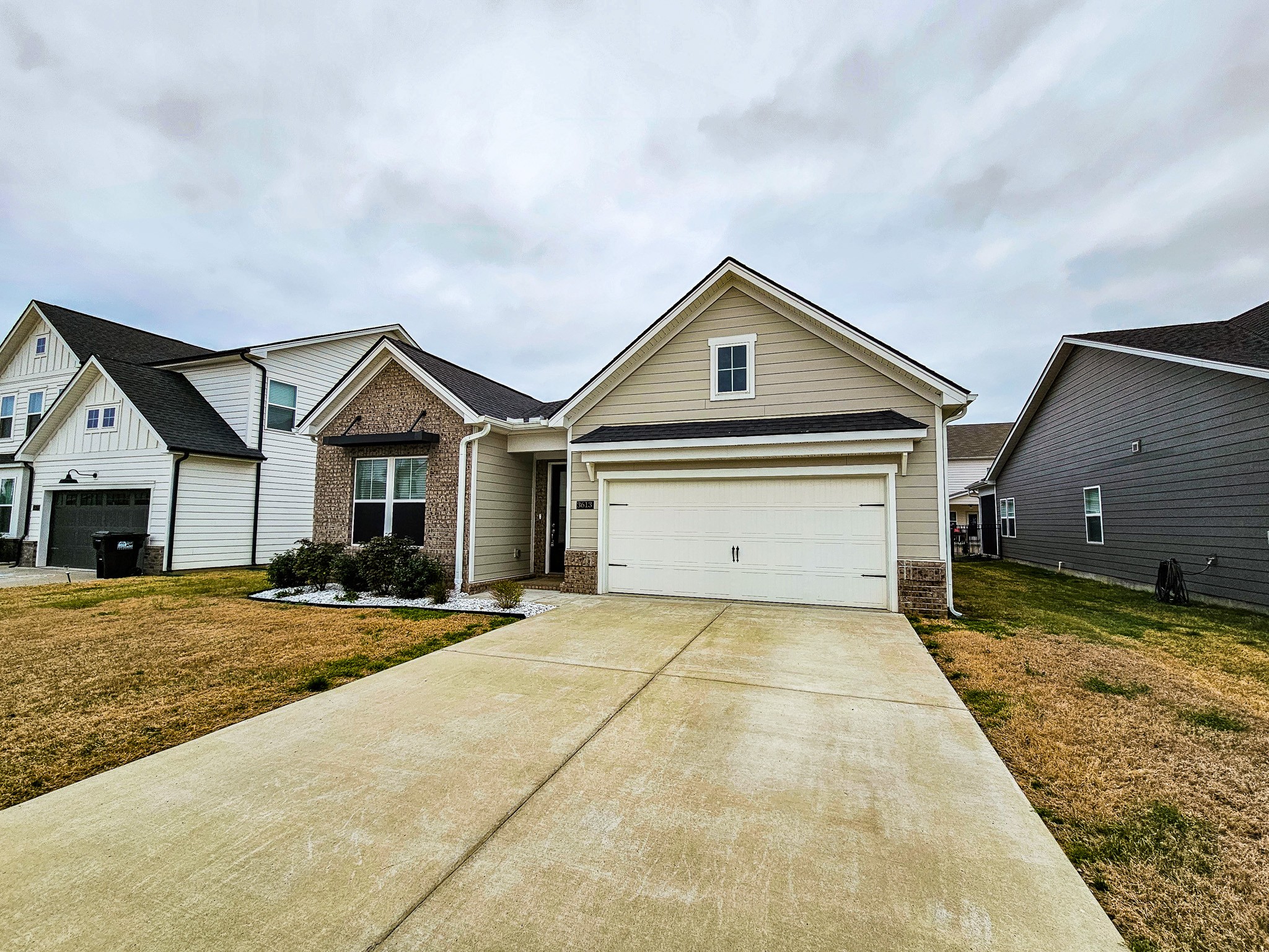 3613 Shady Forest Dr