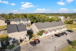 2.0-bed rental at 4162 Saddlecreek Way