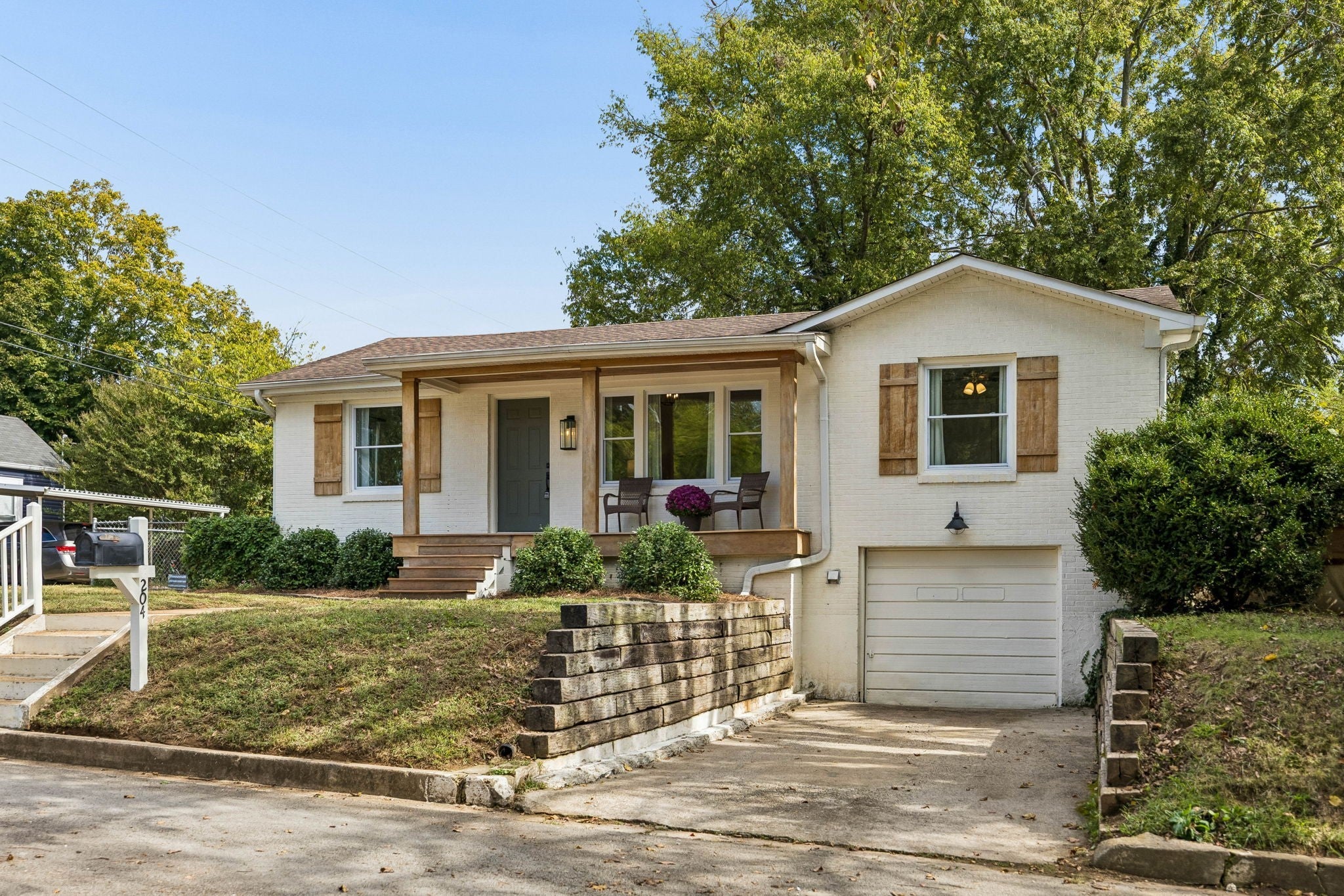 204 Conant St