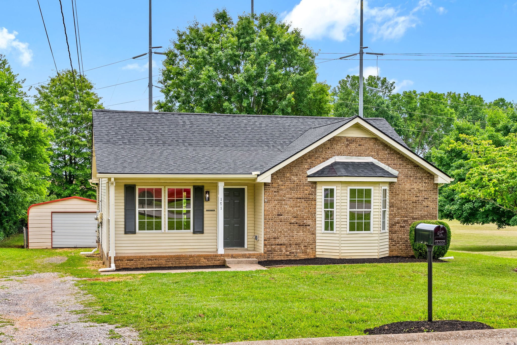171 Stephanie Dr