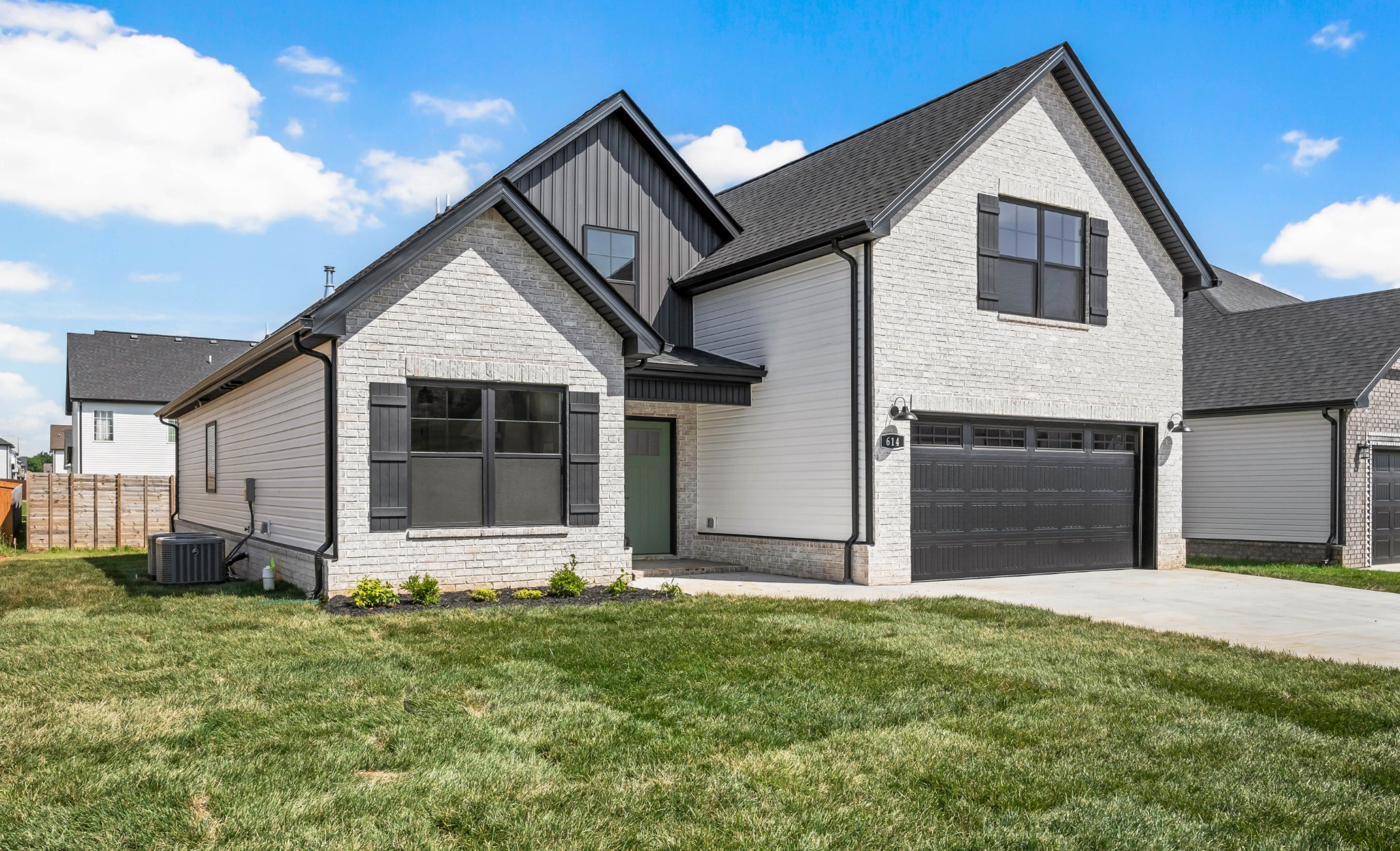 614 Woodrush Dr
