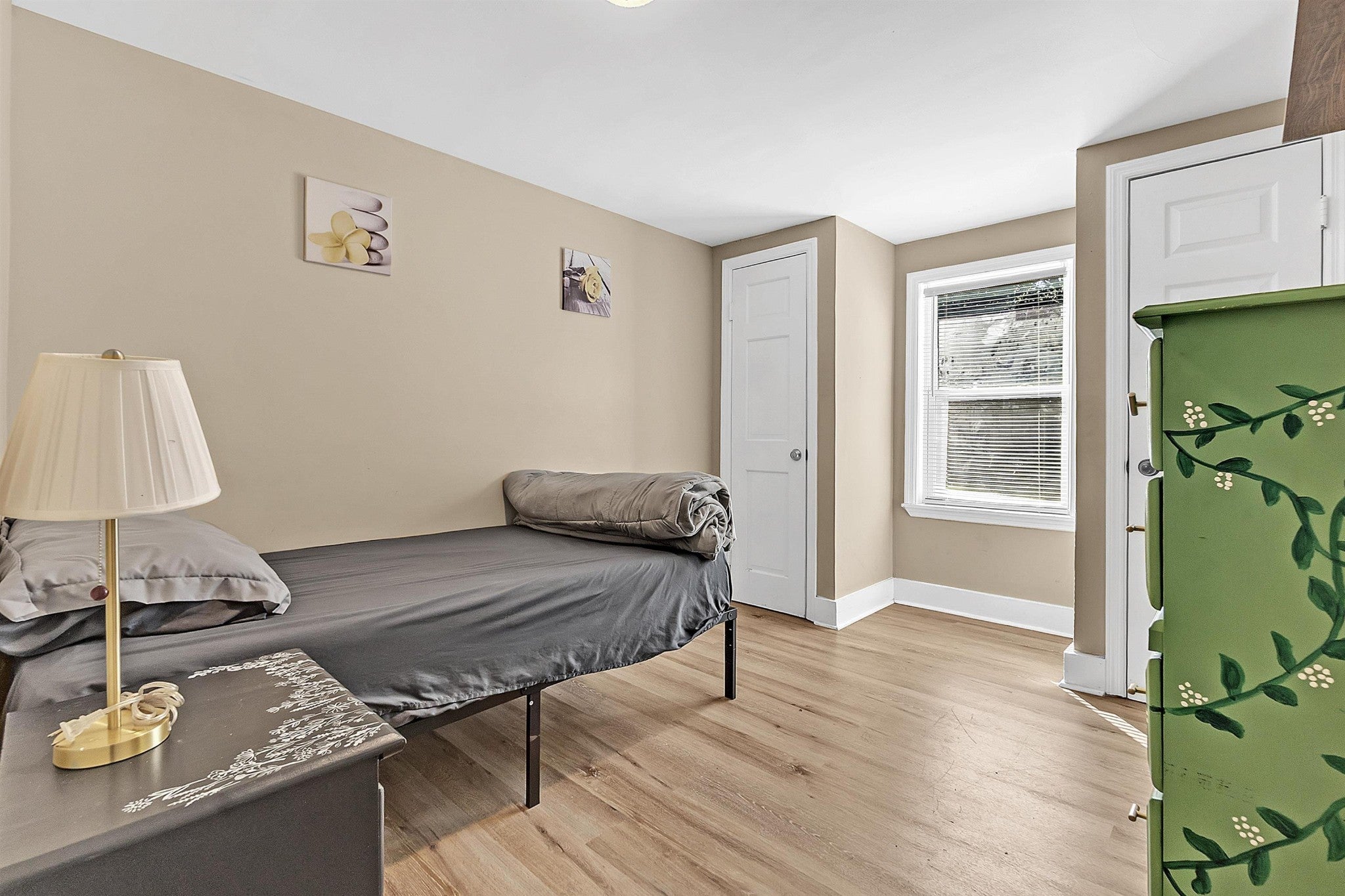 3704 FRIAR TUCK RD