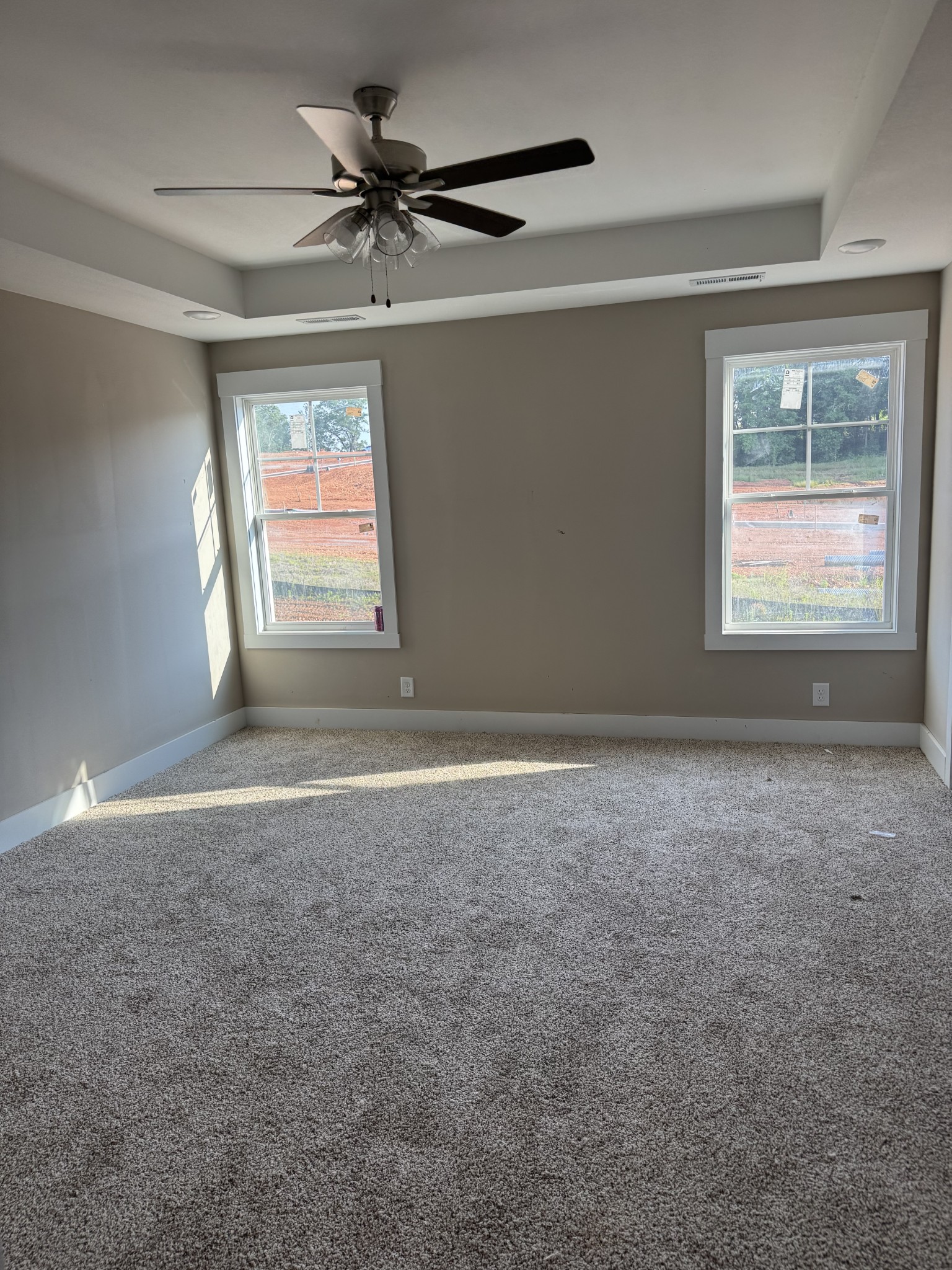 Clarksville, Tennessee 37040, United States, 3 Bedrooms Bedrooms, ,3 BathroomsBathrooms,Residential,Active,108524