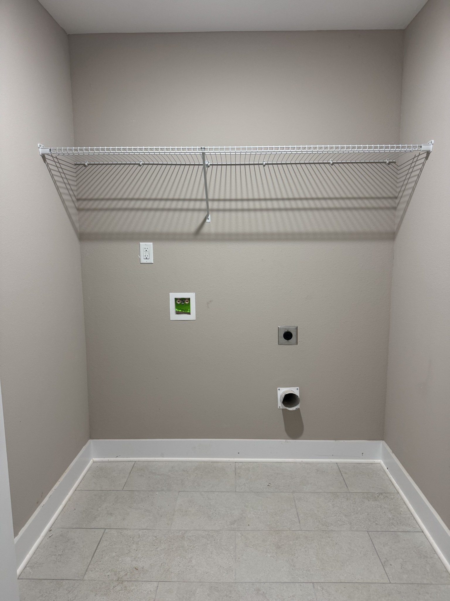 Clarksville, Tennessee 37040, United States, 3 Bedrooms Bedrooms, ,3 BathroomsBathrooms,Residential,Active,108524