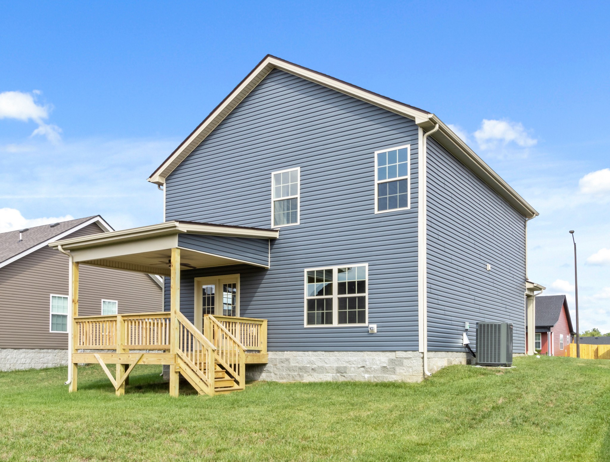 Clarksville, Tennessee 37040, United States, 3 Bedrooms Bedrooms, ,3 BathroomsBathrooms,Residential,Active,108524