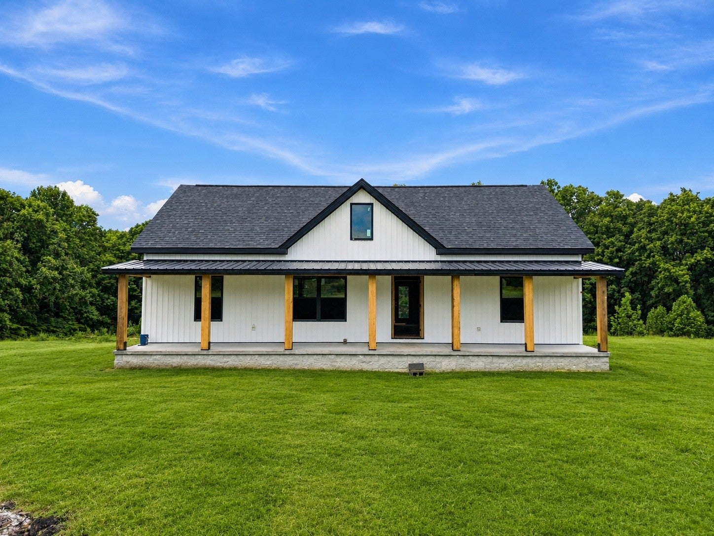 2700 Pinewood Road